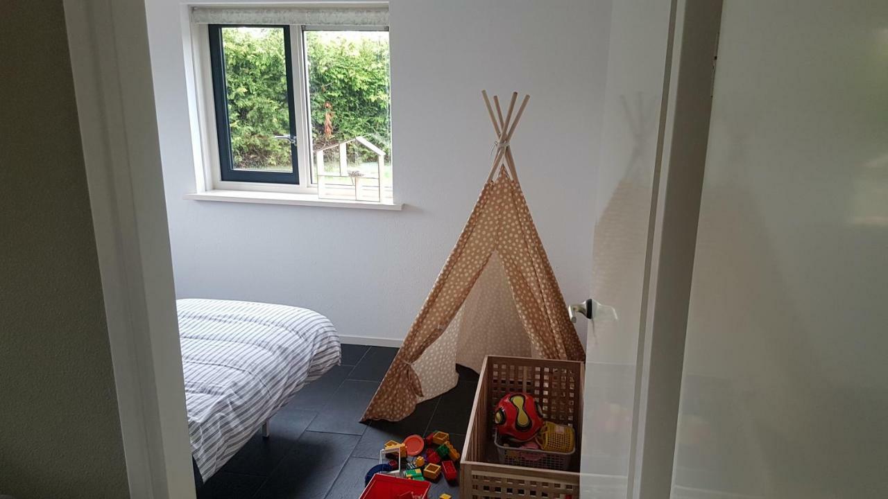 Luxus Familienvilla Mit Jacuzzi & Sauna Tzummarum Zewnętrze zdjęcie